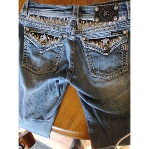Preowned ladies Miss Me sequinned and rhinestone flap pockets size 29x 31 in
